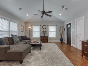 509 Vincent Street, Houston TX 77009