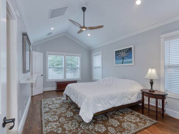 509 Vincent Street, Houston TX 77009