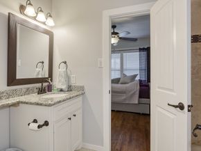 509 Vincent Street, Houston TX 77009