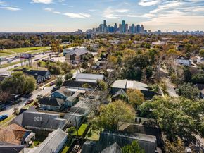 509 Vincent Street, Houston TX 77009