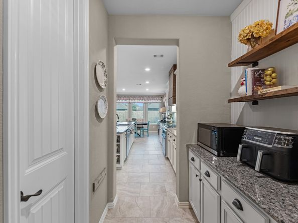 14718 Kelsey Vista Drive, Cypress TX 77433