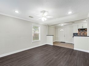 7337 Miley Street, Houston TX 77028