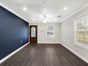 7337 Miley Street, Houston TX 77028