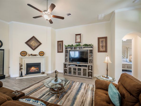 1406 Graystone Hills Drive, Conroe TX 77304