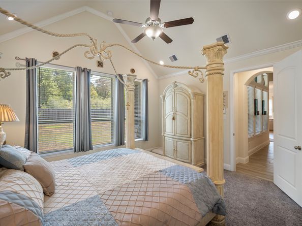 1406 Graystone Hills Drive, Conroe TX 77304