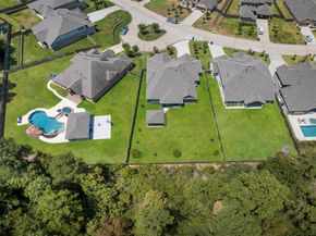 1406 Graystone Hills Drive, Conroe TX 77304
