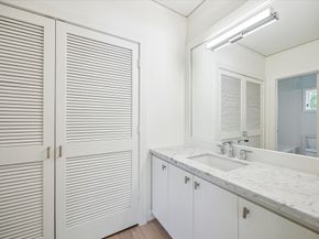3643 Overbrook Lane, Houston TX 77027