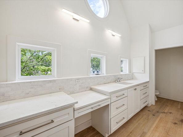 3643 Overbrook Lane, Houston TX 77027
