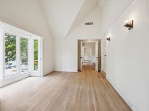 3643 Overbrook Lane, Houston TX 77027