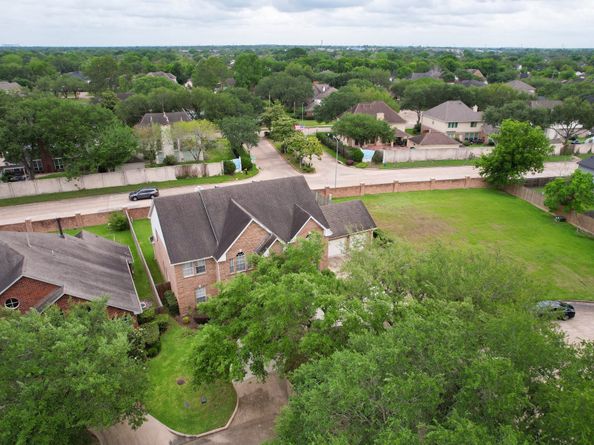 12219 Renaissance Lane, Houston TX 77071