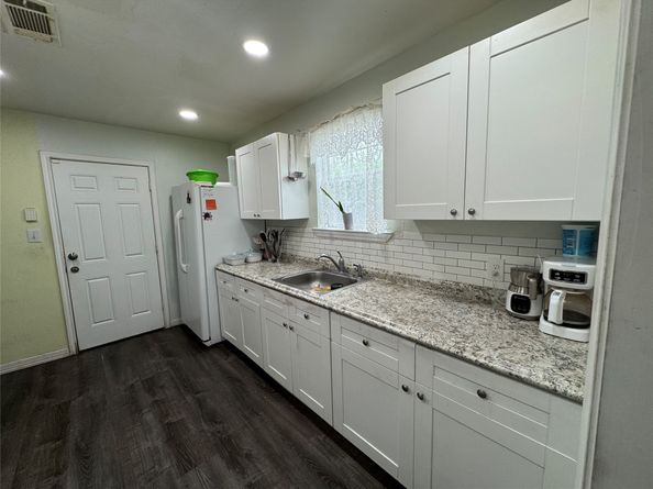 5526 Bunte Street, Houston TX 77026