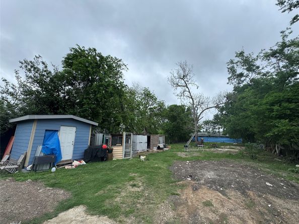 5526 Bunte Street, Houston TX 77026