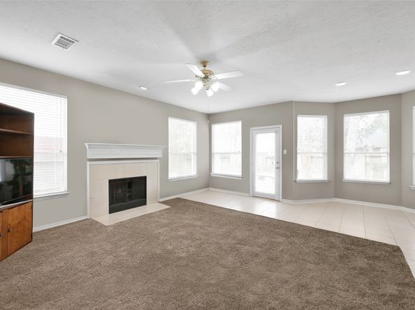 22 ALMOND BRANCH Place, The Woodlands TX 77382