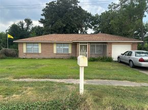 6837 Barney Road, Houston TX 77092