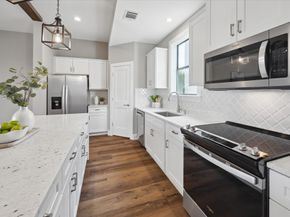 3104 Eunice Street, Houston TX 77009