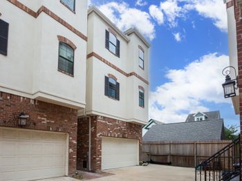 1404 W 26th Street
