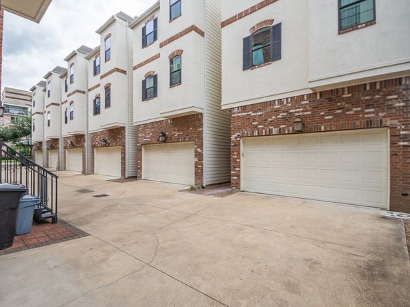 1404 W 26th Street C, Houston TX 77008