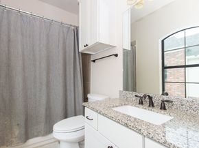 1404 W 26th Street C, Houston TX 77008