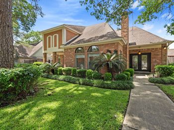 8310 Mentmore Drive