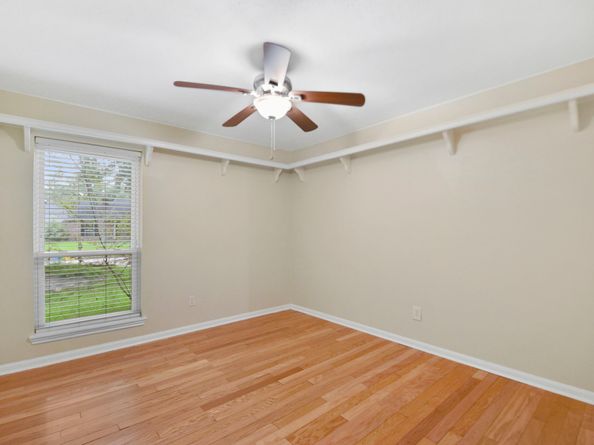 1910 Lakeville Drive, Houston TX 77339