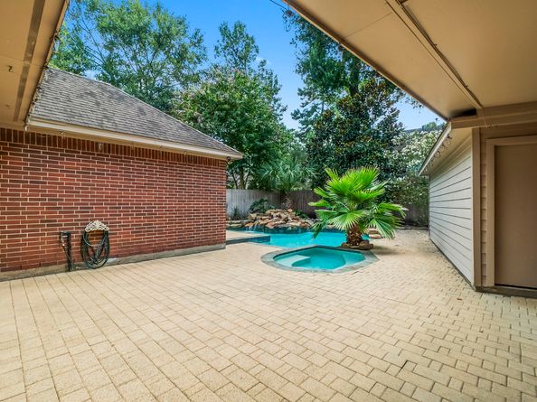 263 Bristol Bend Circle, The Woodlands TX 77382