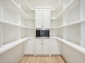 1016 Alexander Street, Houston TX 77008