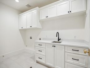1016 Alexander Street, Houston TX 77008