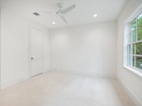 1016 Alexander Street, Houston TX 77008