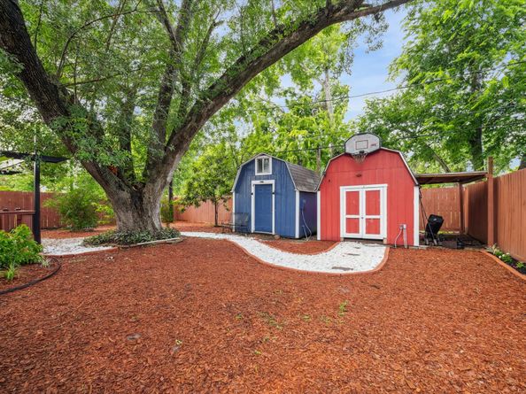 5830 Ludington Drive, Houston TX 77035