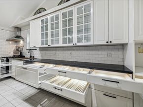 5830 Ludington Drive, Houston TX 77035