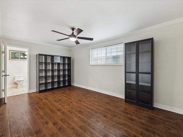 5830 Ludington Drive, Houston TX 77035