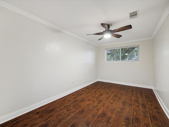 5830 Ludington Drive, Houston TX 77035