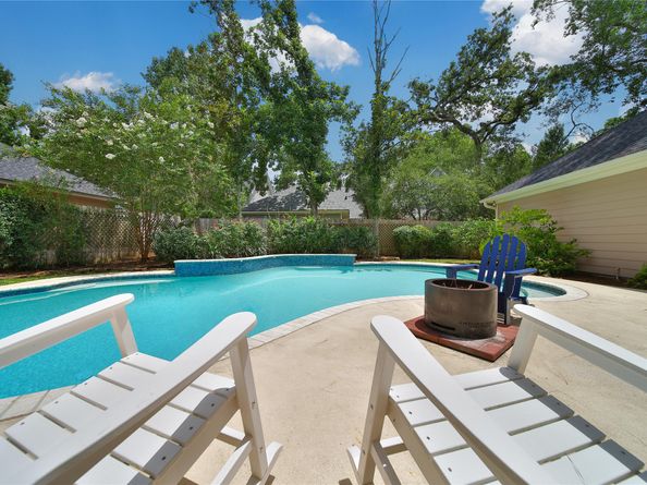11 Outervale Place, The Woodlands TX 77381