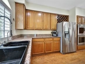 11 Outervale Place, The Woodlands TX 77381