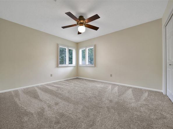 11 Outervale Place, The Woodlands TX 77381