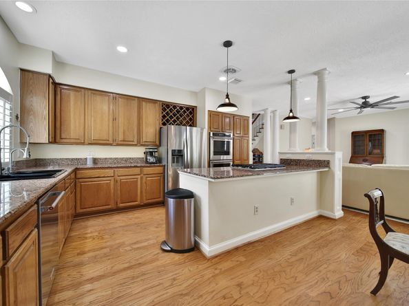 11 Outervale Place, The Woodlands TX 77381