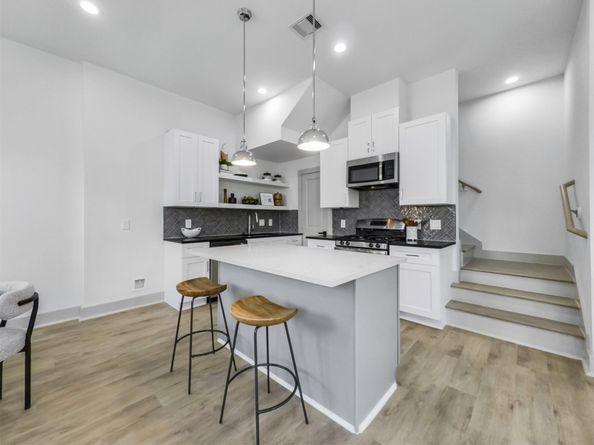 2410 Vaughn Street B, Houston TX 77093
