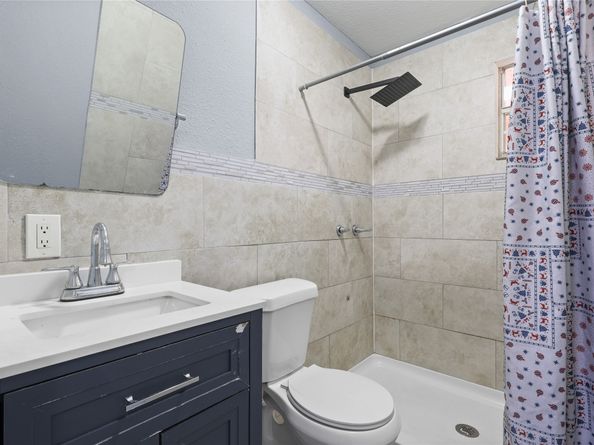 7508 Glass Street, Houston TX 77016