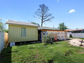 7508 Glass Street, Houston TX 77016