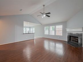 31 Shimmer Pond Place, Conroe TX 77385