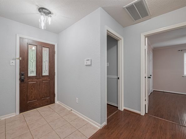 31 Shimmer Pond Place, Conroe TX 77385
