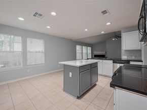 31 Shimmer Pond Place, Conroe TX 77385