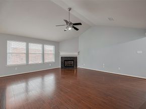 31 Shimmer Pond Place, Conroe TX 77385