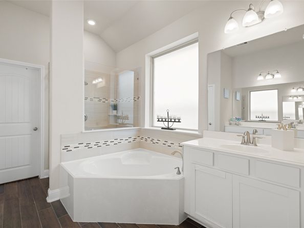 15418 Hill Country Oaks Lane, Cypress TX 77433
