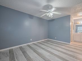 12615 Brookglade Circle 403, Houston TX 77099