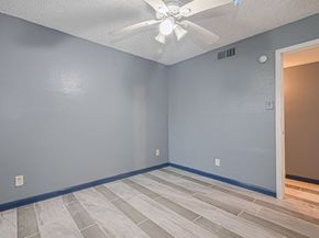 12615 Brookglade Circle 403, Houston TX 77099