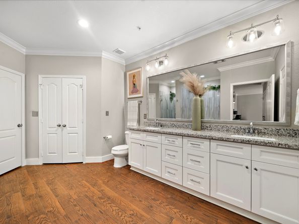 1711 Old Spanish Trail 114, Houston TX 77054