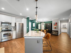 1711 Old Spanish Trail 114, Houston TX 77054