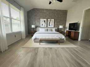 16623 Newglen Lane, Houston TX 77084