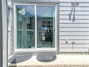5052 Glenmont Drive F6, Houston TX 77081